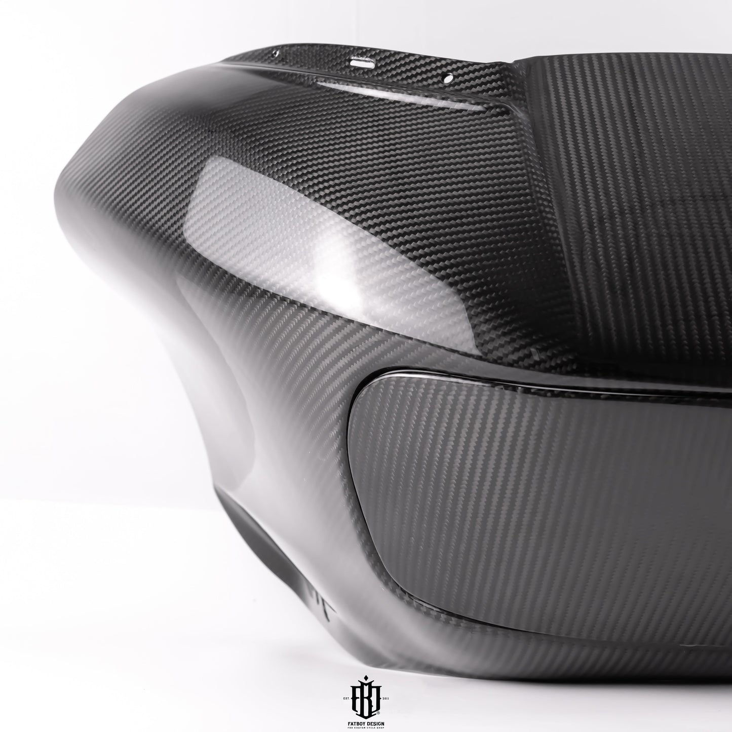 Harley Roadglide Carbon Fiber Fairing in Twill Carbon