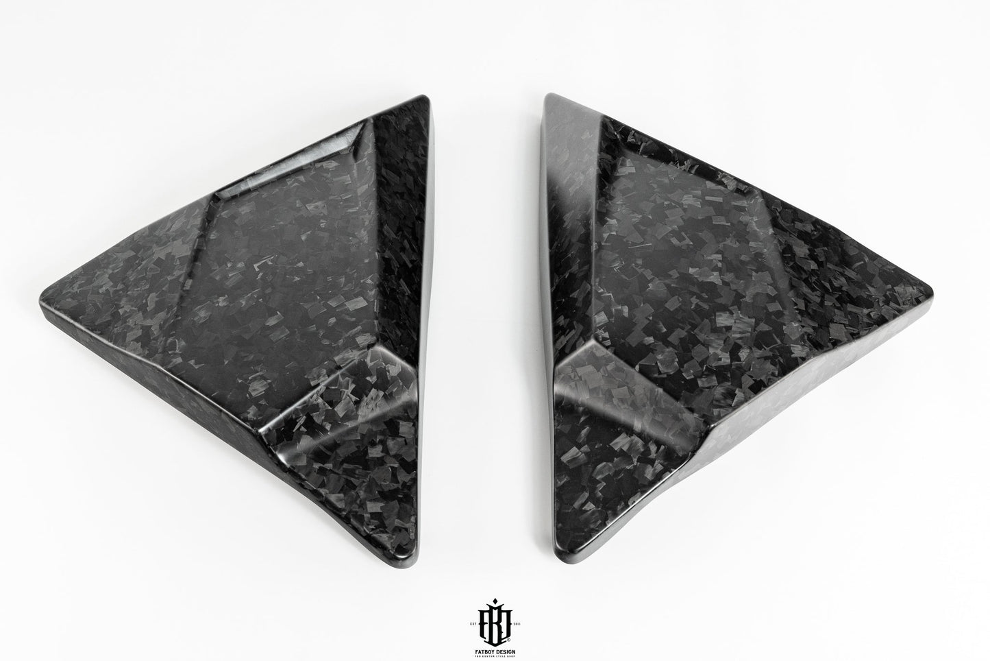 Harley Davidson Touring Carbon Fiber Triangle Side Covers in Forged Carbon