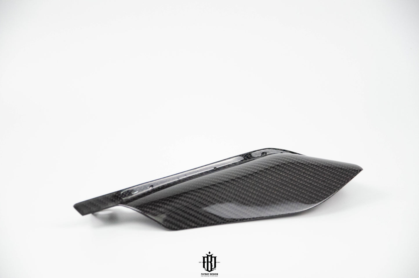 Harley Touring Carbon Fiber Heat Guard in Twill Carbon