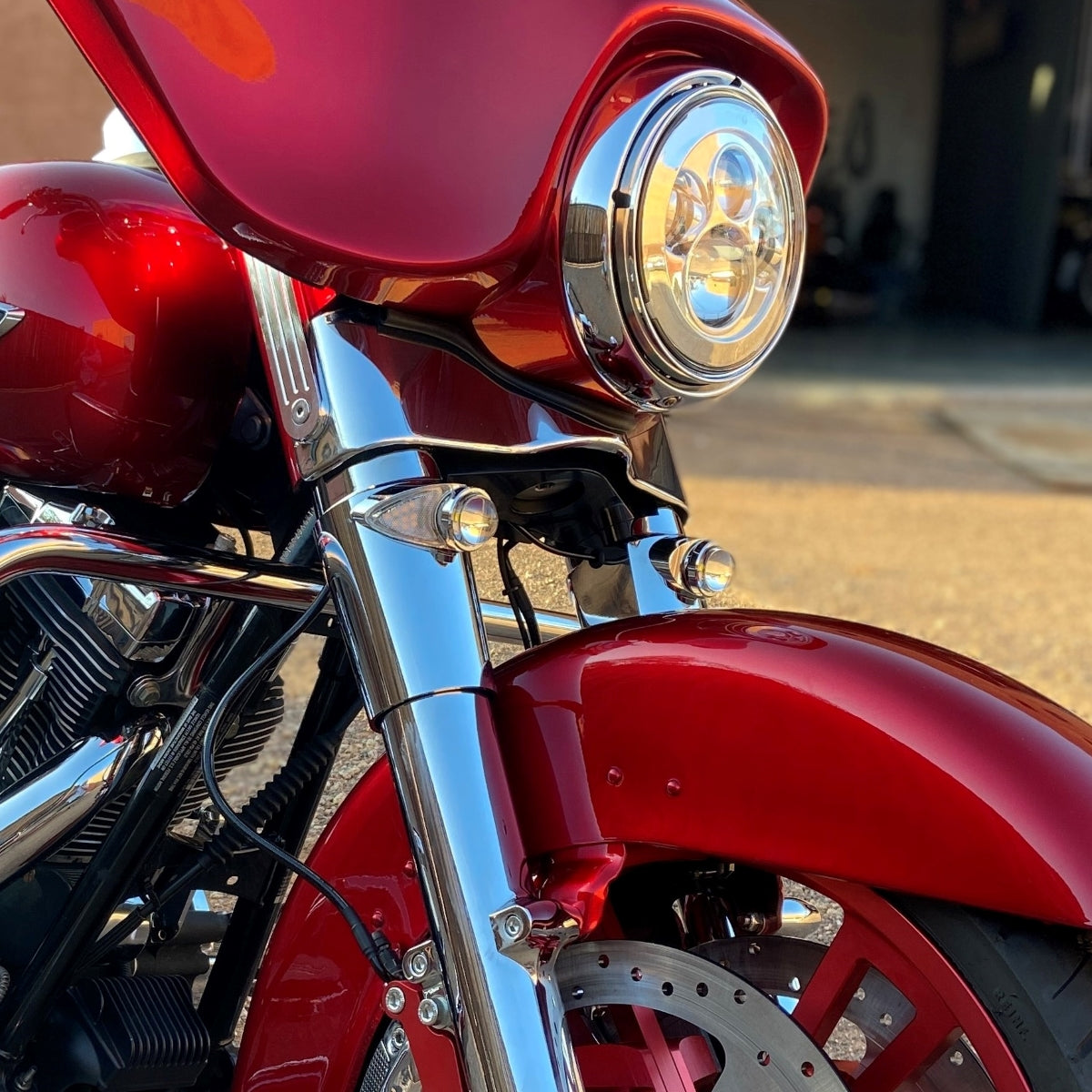 GeezerEngineering Cowbells (LED auxiliary light & turn signal) Harley 2014 & later Touring Models (chrome)