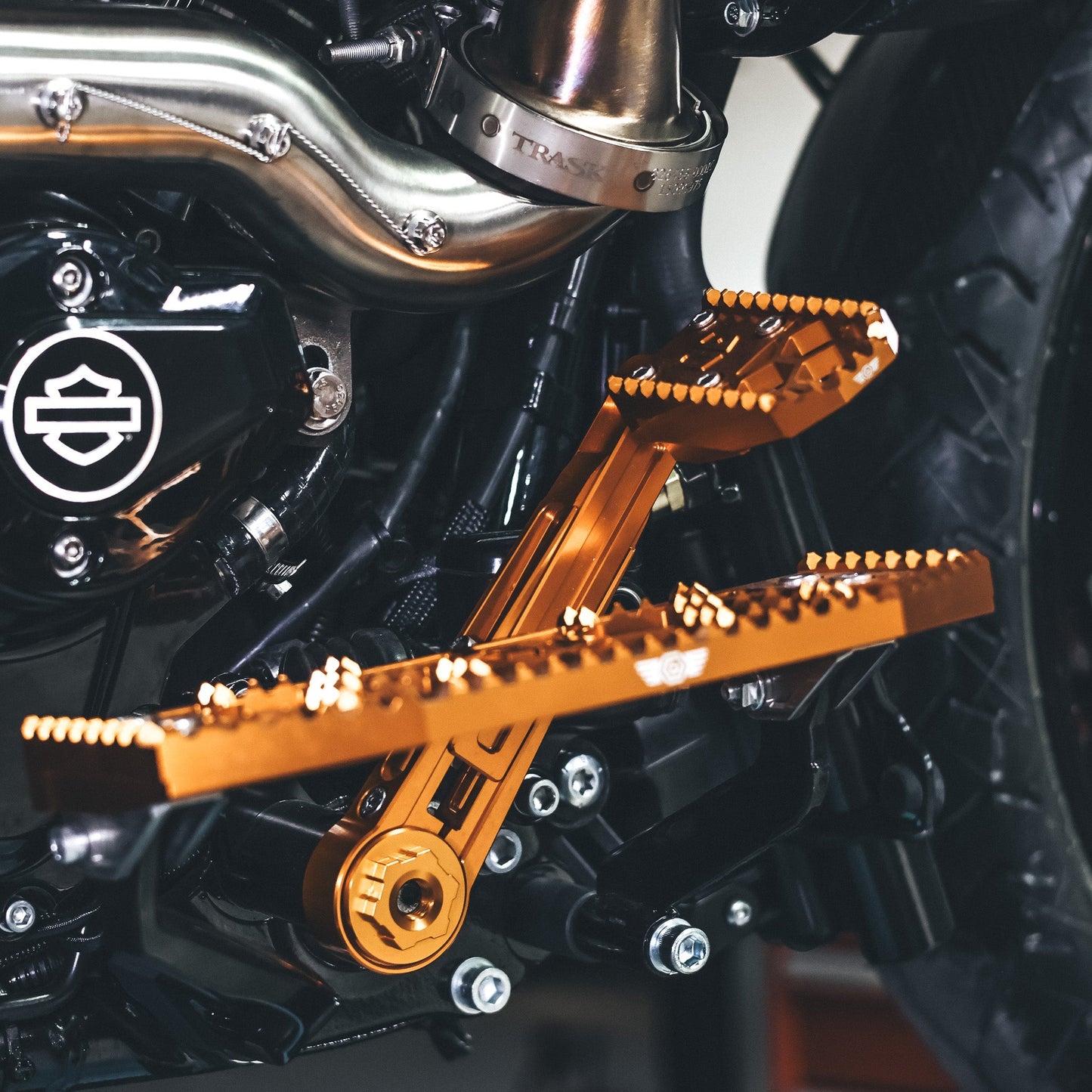 Original Garage Moto Adjustable Brake Arm for Harley Davidson Touring models