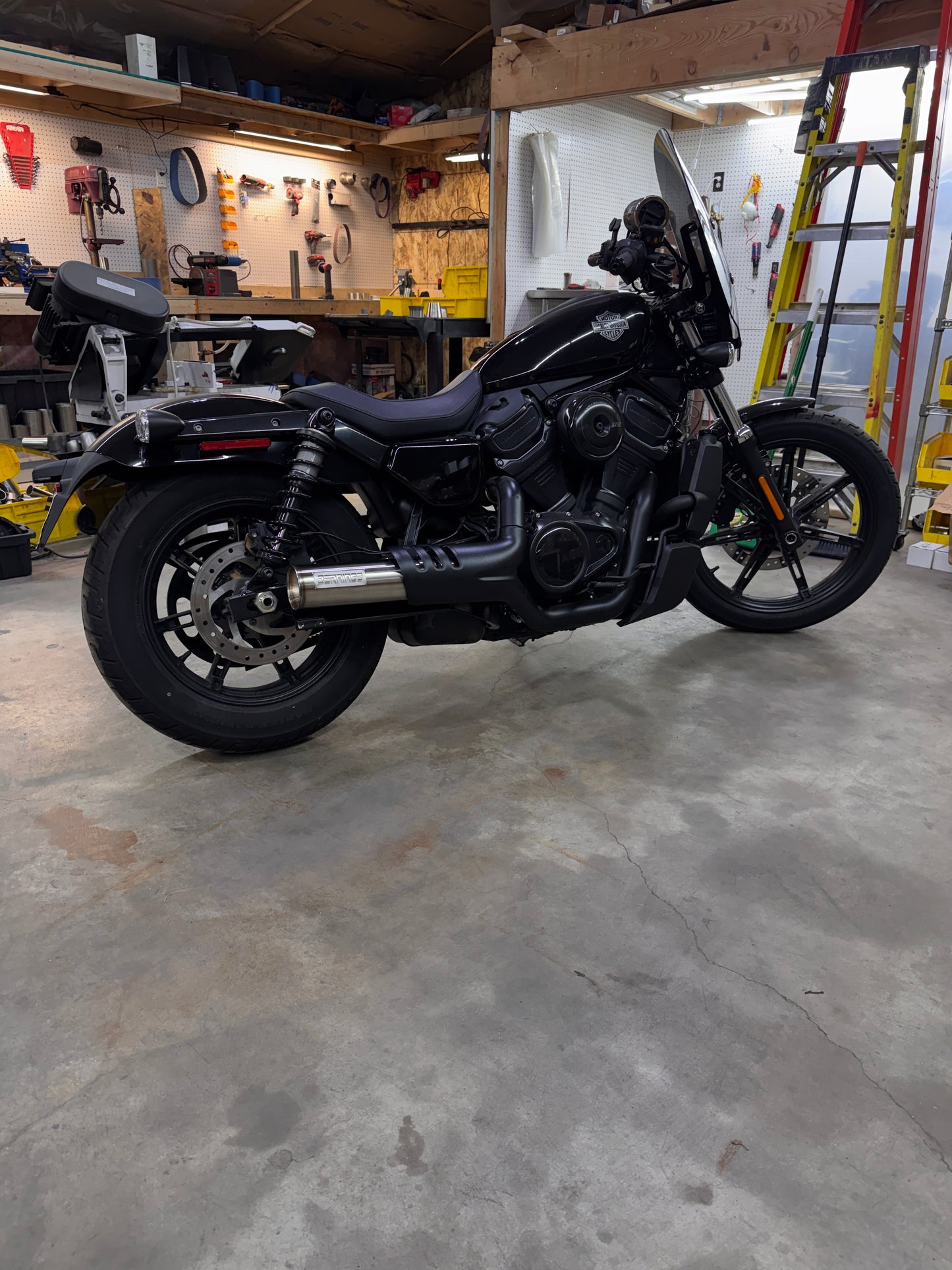 Nightster 975 slip on Bernings Performance