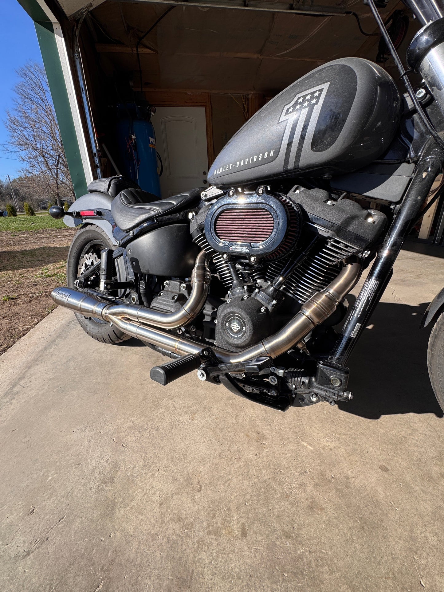 M8 softail 2-1 exhaust system Bernings Performance