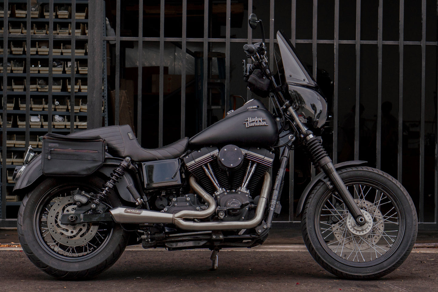 06-17 Harley-Davidson Twin Cam Dyna Sweeper