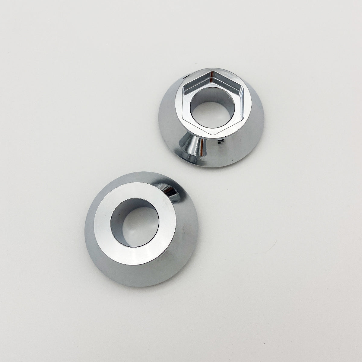 GeezerEngineering 19" or 21" Wheel Cone Spacers chrome for Harley