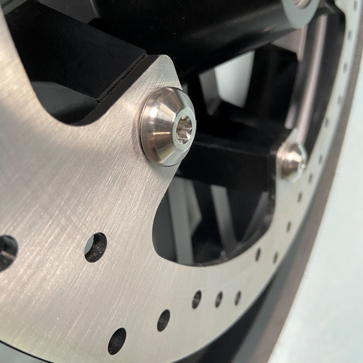 GeezerEngineering 14" brake rotor and chrome bolts for Harley